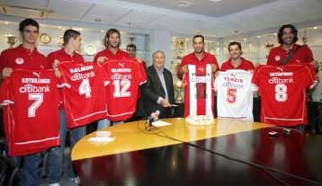 Ο Μιλίνκοβιτς… ακρογωνιαίος λίθος της εφετινής ομάδας βόλεϊ του Ολυμπιακού