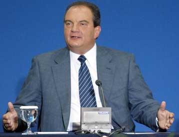 Επίσημη επίσκεψη στην Κύπρο θα πραγματοποιήσει το Νοέμβριο ο Κώστας Καραμανλής