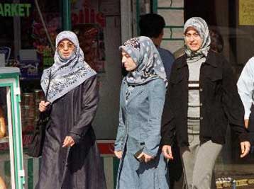 Αποδεκτή η συζυγική βία για πολλές γυναίκες στην Τουρκία