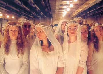 Στις 22 Οκτωβρίου «σαλπάρουν» για τις αίθουσες οι «Νύφες» του Παντελή Βούλγαρη