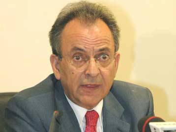 Για «αντιγραφή» των μέτρων του ΥΠΑΝ από τον Χρ.Παπουτσή κάνει λόγο ο Δ.Σιούφας