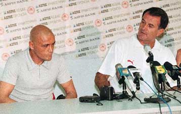 Φραστικό επεισόδιο Μπάγεβιτς – Γεωργάτου στην προπόνηση του Ολυμπιακού