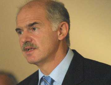 Εκτός Πολιτικού Συμβουλίου θέλει ο Γ.Παπανδρέου την «παλαιά φρουρά»