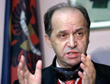 Ποσοστό 45% για τον Ρουγκόβα, σύμφωνα με τα επίσημα αποτελέσματα των εκλογών στο Κόσοβο