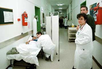 Προκαταρκτική εξέταση για νοσηλεία πασχόντων από λευχαιμία σε ράντζα