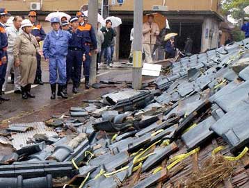 Η βορειοδυτική Ιαπωνία προσπαθεί να συνέλθει από το φονικό χτύπημα του Εγκέλαδου