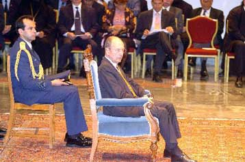 Αντίθετος με ενδεχόμενη κατάργηση των στρατιωτικών παρελάσεων δήλωσε ο Πρόεδρος