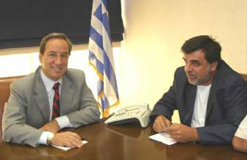 Το 2005 οριστικοποιείται το νέο μισθολόγιο στο Δημόσιο, λέει η κυβέρνηση