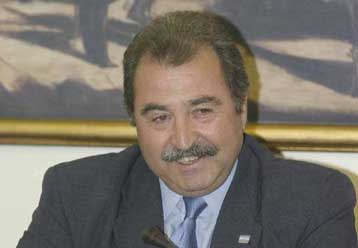 Απορρίπτει τα περί ελλιπούς ενημέρωσης των κομμάτων ο πρόεδρος της Εξεταστικής