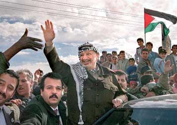 Εντείνονται οι φόβοι για την υγεία Αραφάτ – Πιθανή μεταφορά σε νοσοκομείο της Ραμάλα