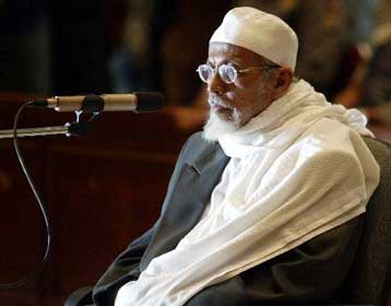 Ενώπιον του δικαστηρίου εμφανίστηκε ο Μπασίρ για τις επιθέσεις στο Μπαλί