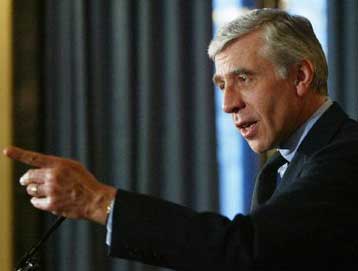 Πιθανότατα το 2006 το δημοψήφισμα στη Βρετανία επί του Ευρωσυντάγματος