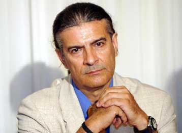 Δεν διεκδικεί τη θέση του προέδρου του ΣΥΝ ο Τάσος Κουράκης