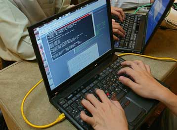 Προκαταρκτική έγκριση για νέες διαδικτυακές καταλήξεις