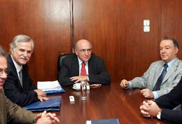 Διαβεβαίωση Σουφλιά σε κατασκευαστικές εταιρείες για πληρωμή των οφειλών του Δημοσίου