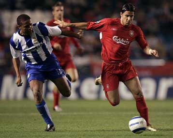 Βάζει… πλώρη για τους «16» η Λίβερπουλ, 1-0 τη Λα Κορούνια στο «Ριαθόρ»