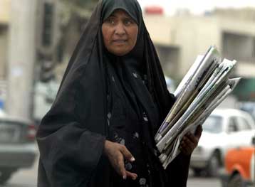 Αδιάφοροι για την επανεκλογή Μπους οι Ιρακινοί, ενώ η επιχείρηση στη Φαλούτζα επιτείνεται