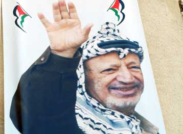 Κλινικά νεκρός ο ηγέτης των Παλαιστινίων Γιασέρ Αραφάτ