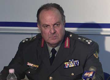 Ερίζουν εκ νέου ΝΔ και ΠΑΣΟΚ για την κατάθεση Χαρβάλα στην Εξεταστική Επιτροπή