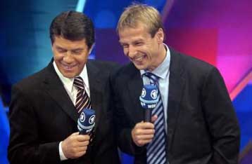 Εάν δεν κερδίσουμε το Καζακστάν, δεν έχουμε θέση στο Μουντιάλ, λέει ο Ρεχάγκελ