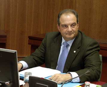 Για βέτο στην ένταξη της ΠΓΔΜ σε ΕΕ και ΝΑΤΟ προειδοποίησε ο πρωθυπουργός