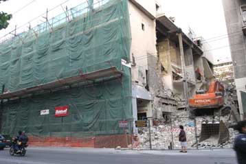 Ένα σούπερ μάρκετ θα ανεγερθεί στη θέση του ιστορικού θεάτρου «Καλουτά»