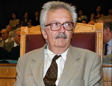 Ανυπόστατες οι καταγγελίες για τις υποθέσεις συμβασιούχων δηλώνει ο Στέφανος Ματθίας