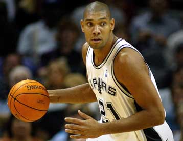 Το Σαν Αντόνιο νίκησε τους Λέικερς στο Λος Αντζελες