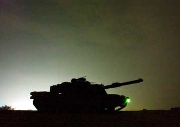 «Μπαράζ» βομβιστικών επιθέσεων με δεκάδες νεκρούς και τραυματίες στο Ιράκ