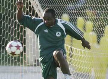 Απών ο Ολισαντέμπε από το ματς με τον Ηρακλή