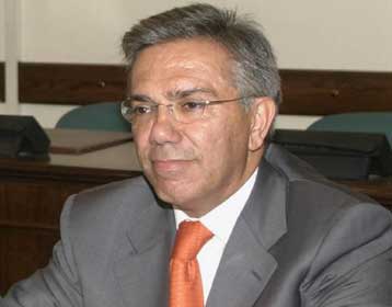 Πέραν της λογικής η αναγνώριση της ΠΓΔΜ από τις ΗΠΑ, εκτιμά ο Γ.Βαληνάκης