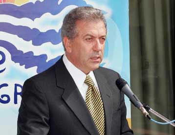 Επαφές Αβραμόπουλου στο Λονδίνο για την προβολή του ελληνικού τουρισμού