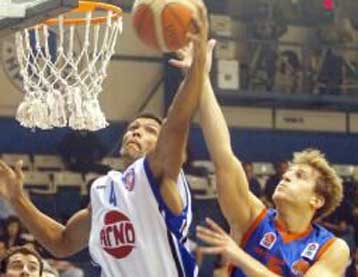 Ελληνοϊσραηλινές αναμετρήσεις στη FEL, άρωμα Γαλλίας στη Λάρισα