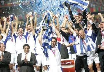 Έξι Έλληνες υποψήφιοι για τη «Χρυσή Μπάλα»  του France Football