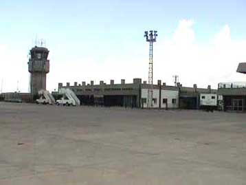 Γρίφος με πληροφορίες για προσγείωση αμερικανικού αεροσκάφους στην κατεχόμενη Κύπρο