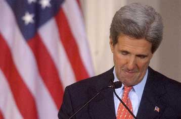 Επιστροφή Κέρι στο Καπιτώλιο με δέσμευση για αγώνα υπέρ των θέσεων των Δημοκρατικών