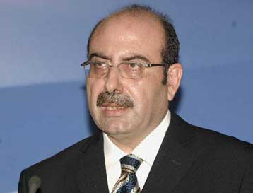 Το ΠΑΣΟΚ διαψεύδει συνεννόηση με την κυβέρνηση για Πρόεδρο και εθνικά θέματα