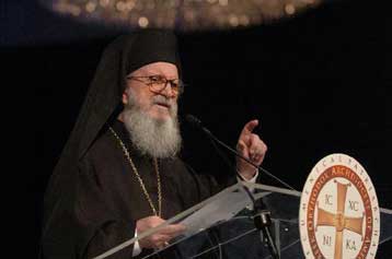 Επιμένει για κινητοποιήσεις της ομογένειας ο αρχιεπίσκοπος Αμερικής Δημήτριος