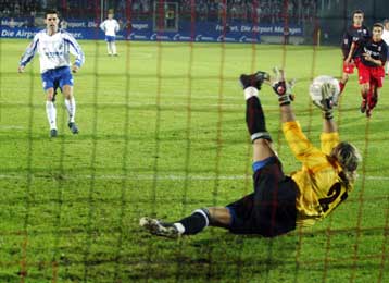 Στην οκτάδα η Μπάγερν, 3-0 την Στουτγκάρδη-Πέρασαν και Φράιμπουργκ, Χάνσα, Σάλκε