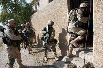 Βομβιστικές επιθέσεις σε Βαγδάτη και Κιρκούκ, συνεχίζονται οι επιχειρήσεις στη Φαλούτζα