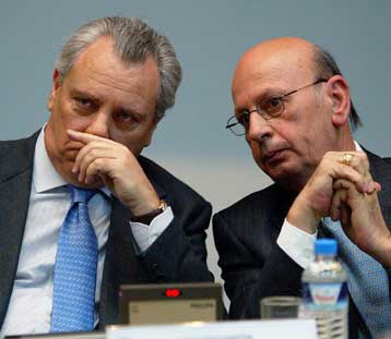 Στην Ολομέλεια του Αρείου Πάγου η συνάντηση Παπαληγούρα – Λινού για το Χρηματιστήριο