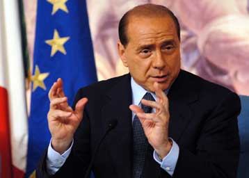 Οκτώ χρόνια φυλάκισης προτείνει για τον Μπερλουσκόνι η εισαγγελέας