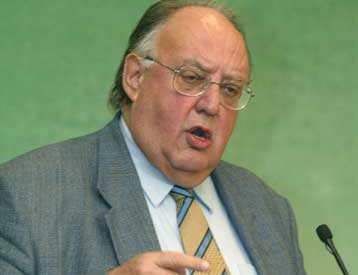 «Βέλη» Πάγκαλου κατά Καραμανλή, Αλογοσκούφη και Τάσσου Παπαδόπουλου