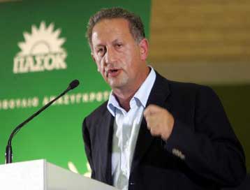 Με αλλαγή στην οικονομική πολιτική το ΠΑΣΟΚ αναζητά επανασύνδεση με τη βάση του