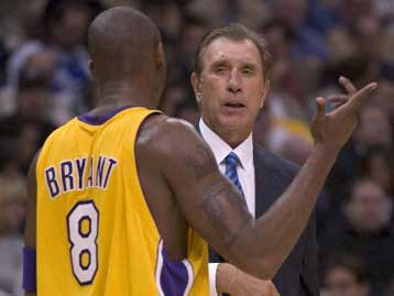 Όντομ και Μπράιαντ βοήθησαν τον Τομιάνοβιτς να φύγει νικητής από το Χιούστον