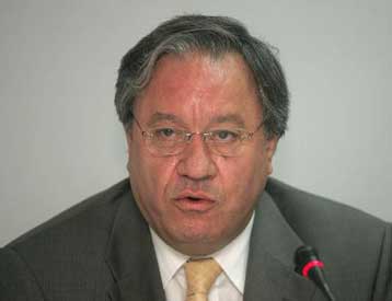 Τήρηση της μοριοδότησης των συμβασιούχων των ΚΕΠ αξιώνει το υπουργείο Εσωτερικών