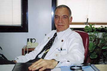 Αγρια κόντρα γιατρών στο Ωνάσειο με θύματα νέους που περιμένουν μεταμόσχευση καρδιάς