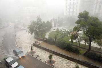 Στη Βουλή τα αίτια της πλημμύρας στη Θεσσαλονίκη με ερώτηση Βενιζέλου σε Σουφλιά