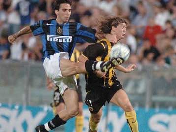 Αισιόδοξος ο Ντέμης μετά τη συζήτηση με Πετραλιά για άρθρο 44 και γηπεδικό