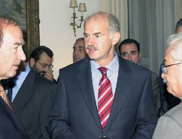 Δεν θα δεχθούμε παιχνίδια για την Προεδρία, διαμηνύει στο Μαξίμου ο Γ.Παπανδρέου